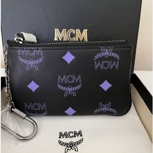 MCM Key Pouch in Color Splash Logo